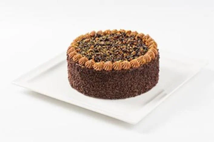 6-8 Kişilik Krokan Çikolatalı Pasta